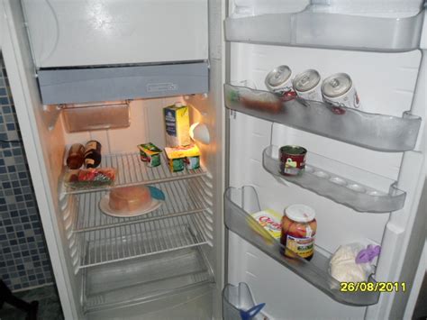 geladeira vazia